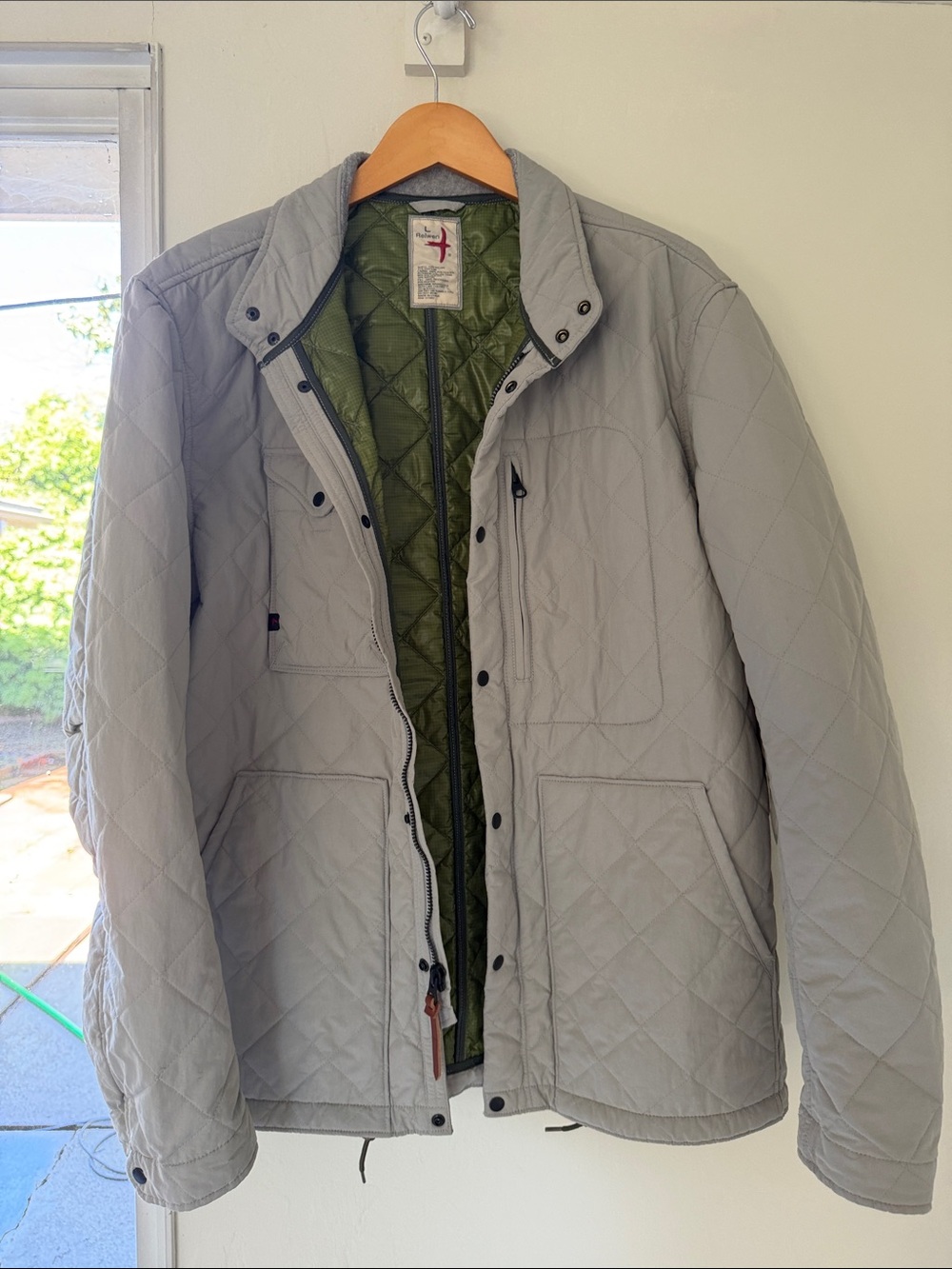 Light Gray Quilted Men's Shirt Jacket with Olive Lining